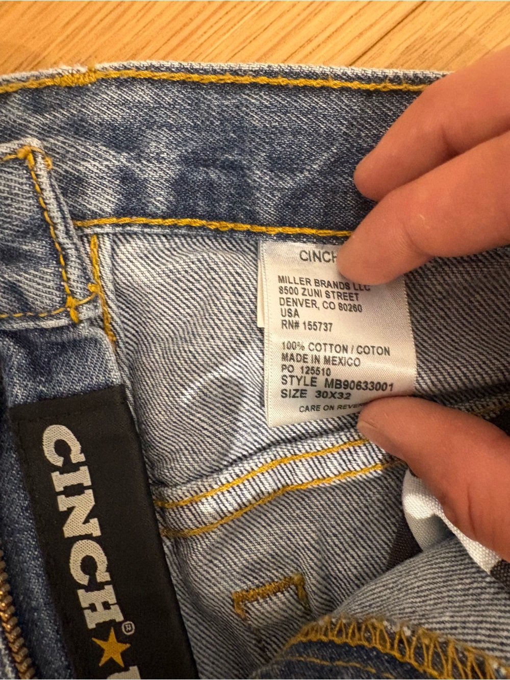 Cinch Men's Relaxed Fit Light Blue Jeans - Picture 3 of 3